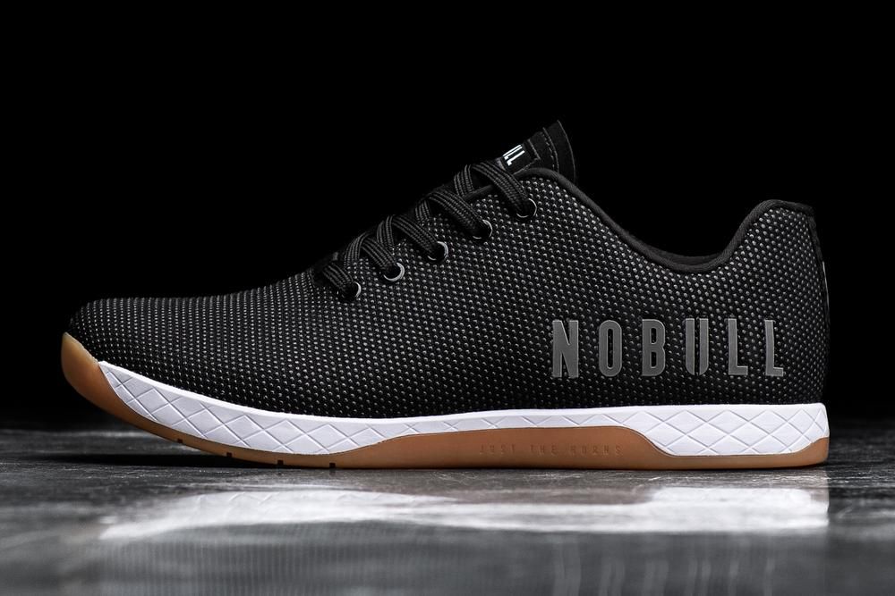 Trainers NOBULL Femme Noir Blanche - Chaussures NOBULL Gum Superfabric,France (1260-GNDRF)